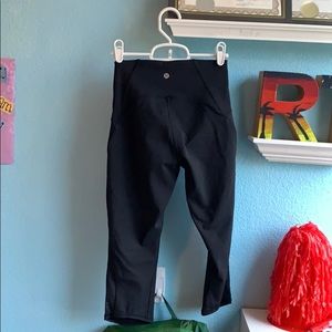 Lululemon Train Times Crop (17”)